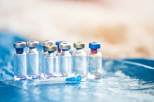 证据汇总！接种新冠mRNA疫苗后心肌炎和心包炎的发病率、风险因素、自然史和机制缩略图