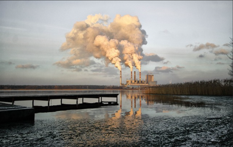 研究发现:空气污染与更严重的阿尔茨海默病病理学和更快的认知功能下降相关缩略图