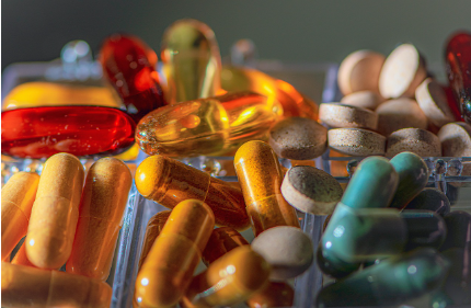 一项关于加巴喷丁类药物使用对患者自残行为风险影响的研究缩略图