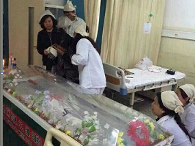 患者肾脓肿术后死亡 医闹致使医院“瘫痪”缩略图