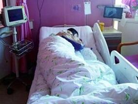 网曝大学教授打护士 谁是谁非先别急着站队缩略图