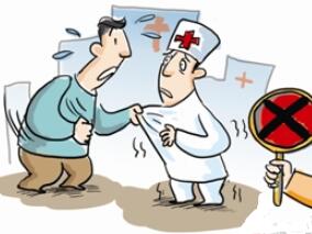 导医与患者发生冲突被医院解聘 错在谁？缩略图